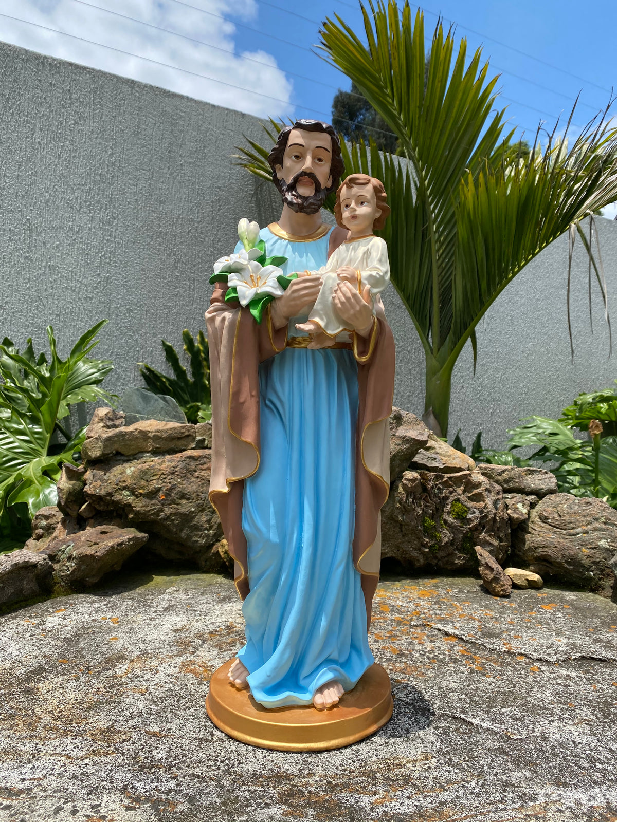 San José con bebé