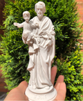 San José con bebé