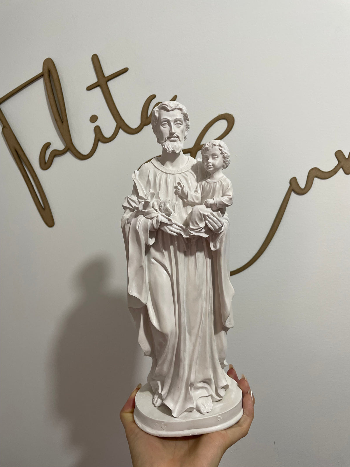San José con bebé
