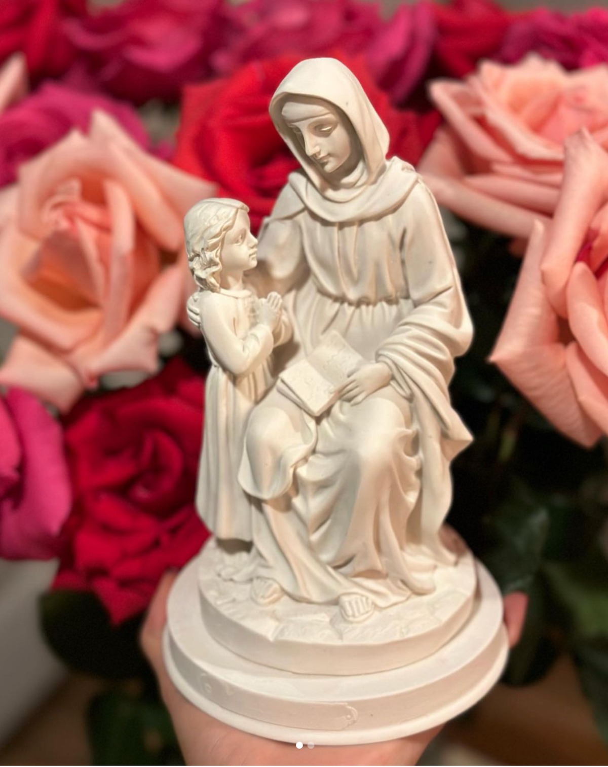 Santa Ana y Niña María
