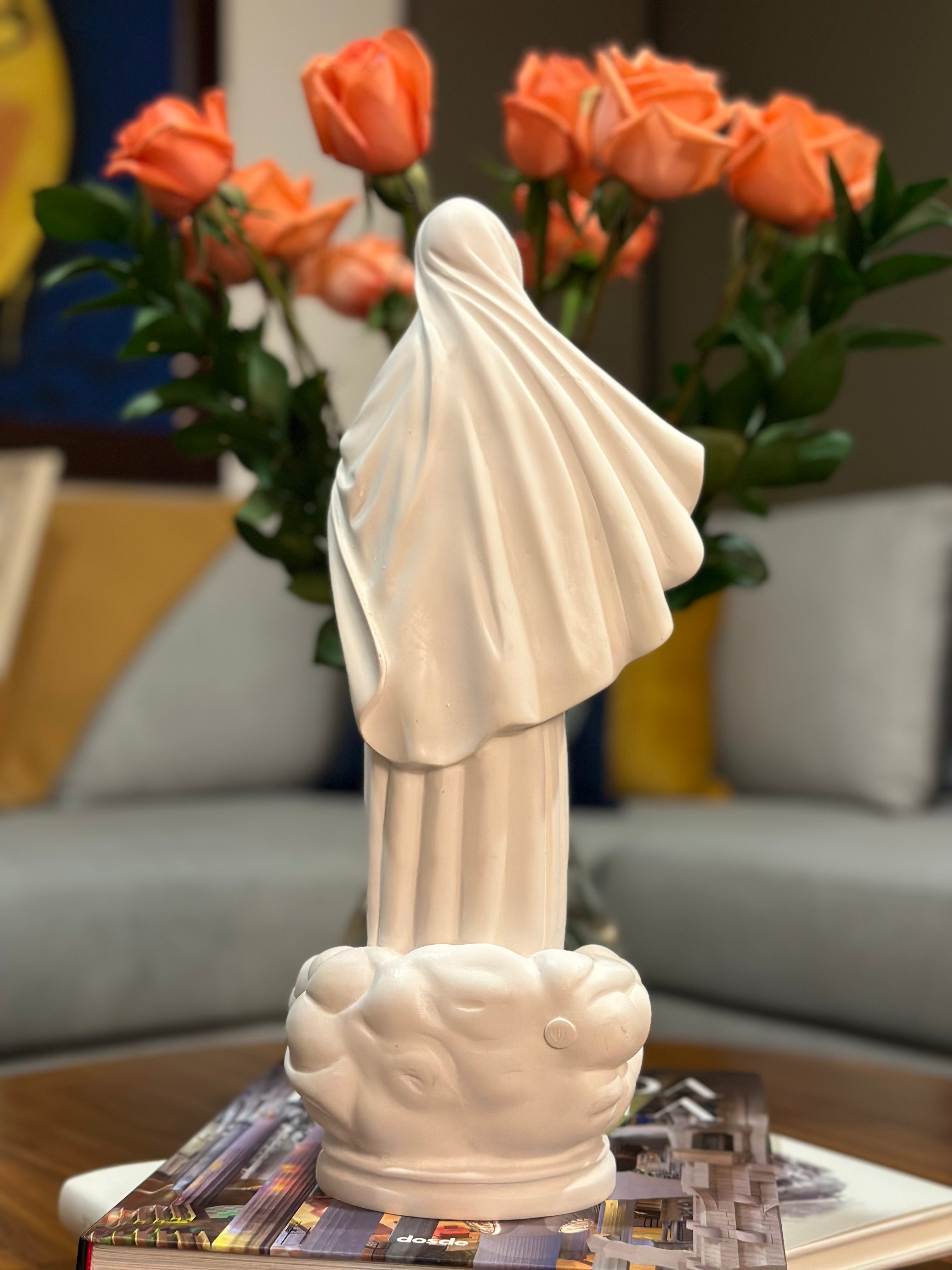 Nuestra Señora de Medjugorje – Reina de la Paz 40cm