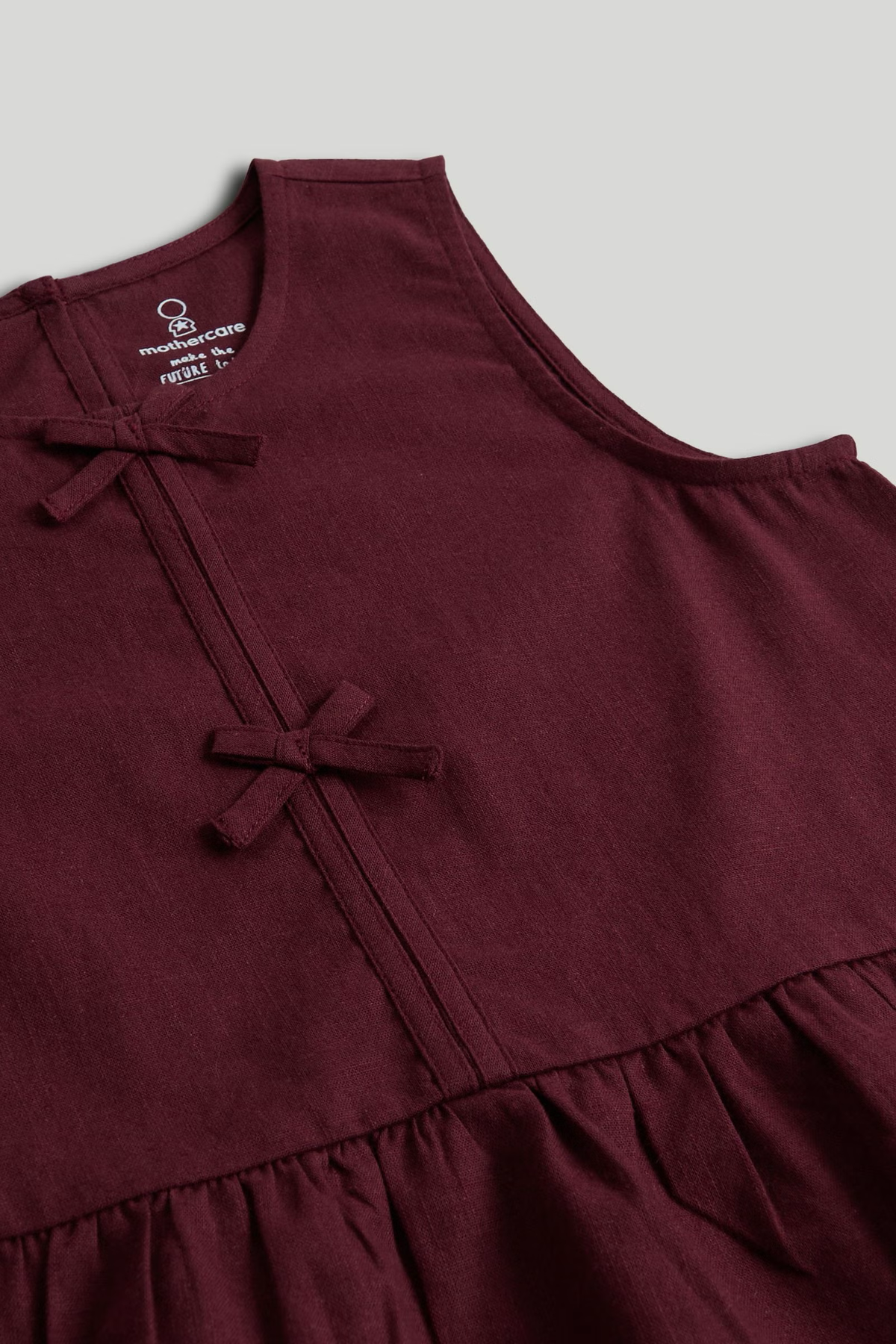 Conjunto Borgoña de Blusa y Pantalón