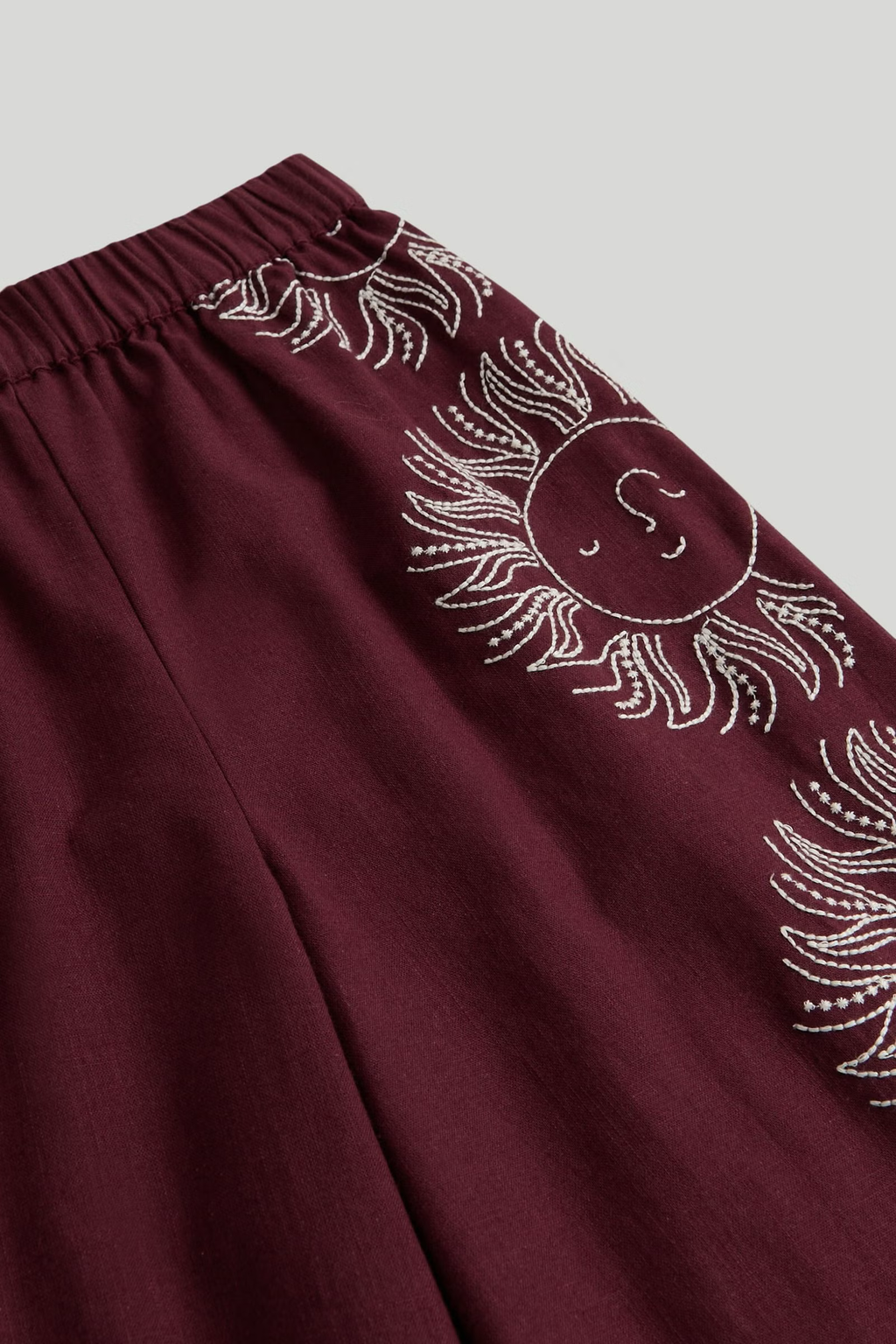 Conjunto Borgoña de Blusa y Pantalón