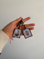 Escapulario Tradicional de la Virgen del Carmen - 4.5 × 3.5 cm